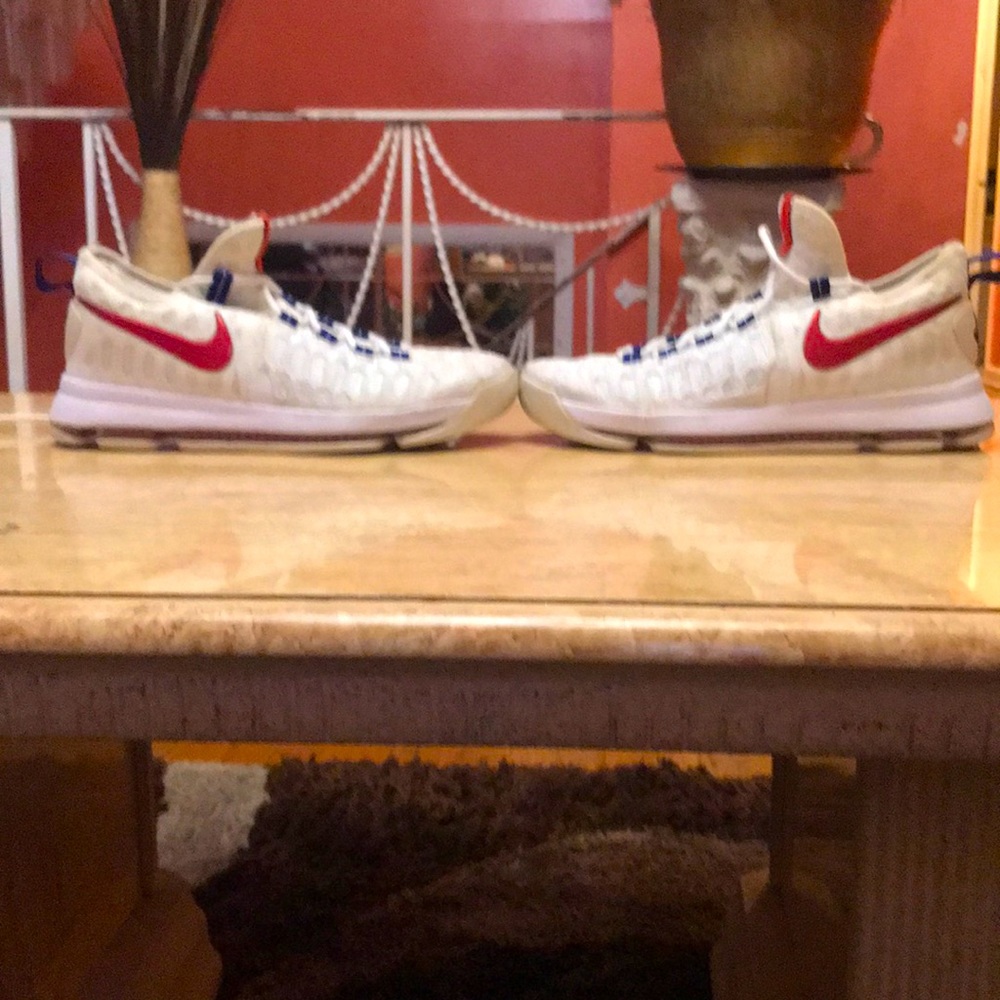 Kd 9’s USA size 10 men’s